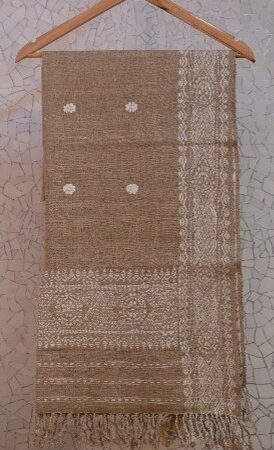 Eri Ghisa with side border